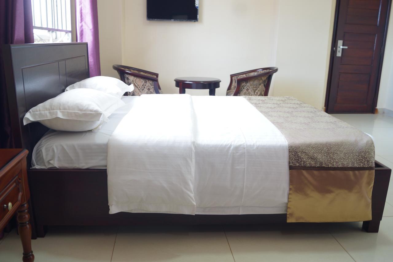 Diamonds Hotel Kampala Zewnętrze zdjęcie