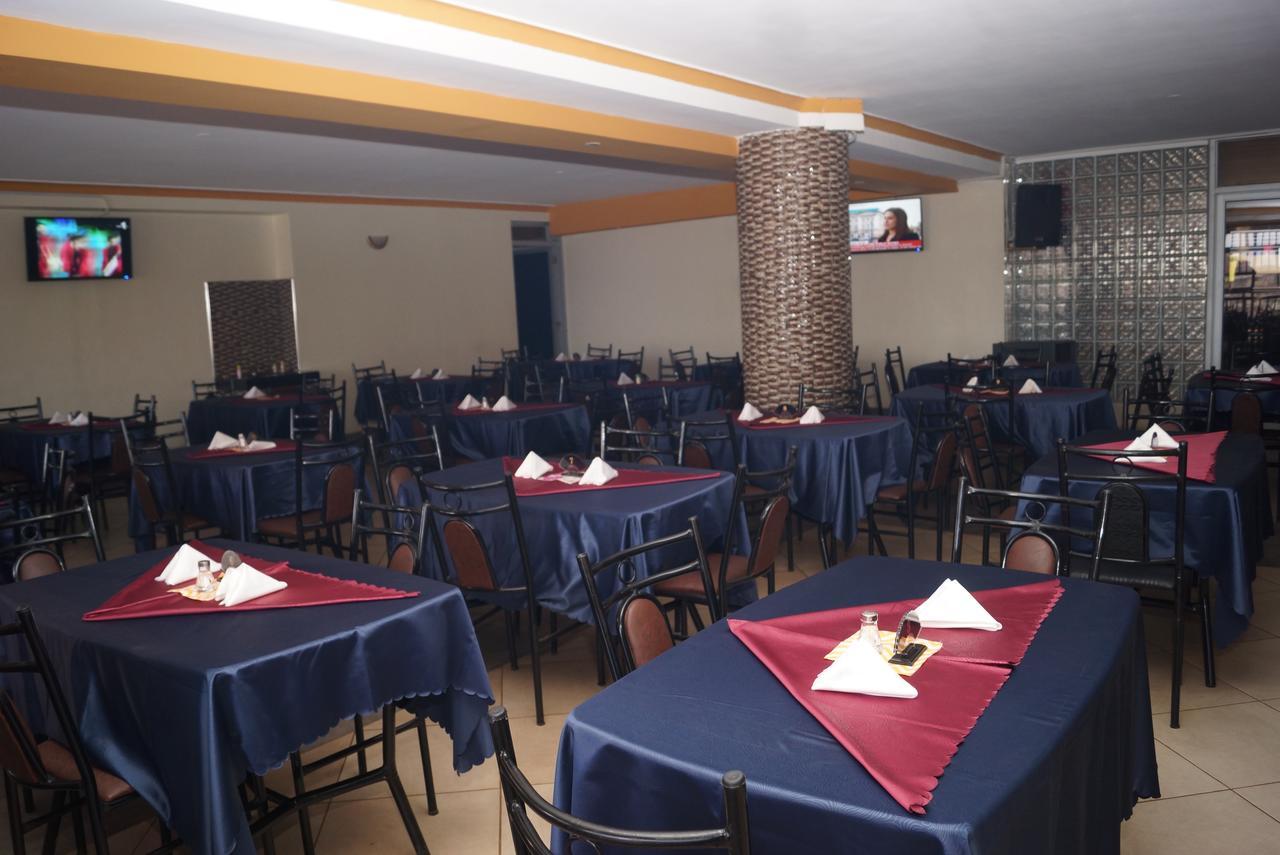 Diamonds Hotel Kampala Zewnętrze zdjęcie