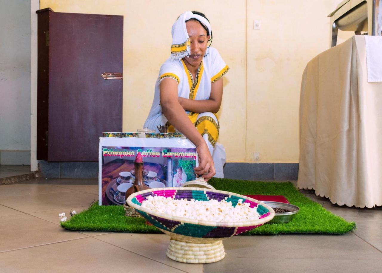 Diamonds Hotel Kampala Zewnętrze zdjęcie