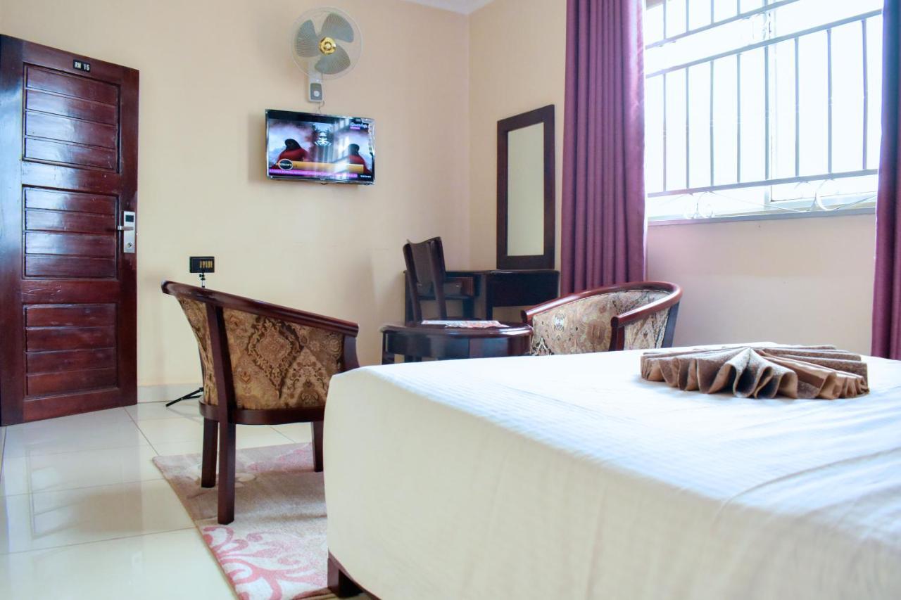 Diamonds Hotel Kampala Zewnętrze zdjęcie